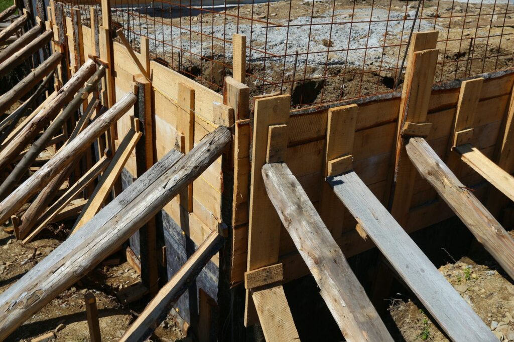 Wooden foundation formwork