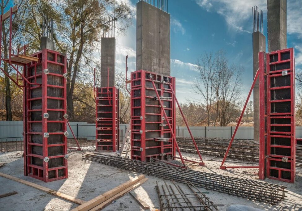 Vertical formwork panels