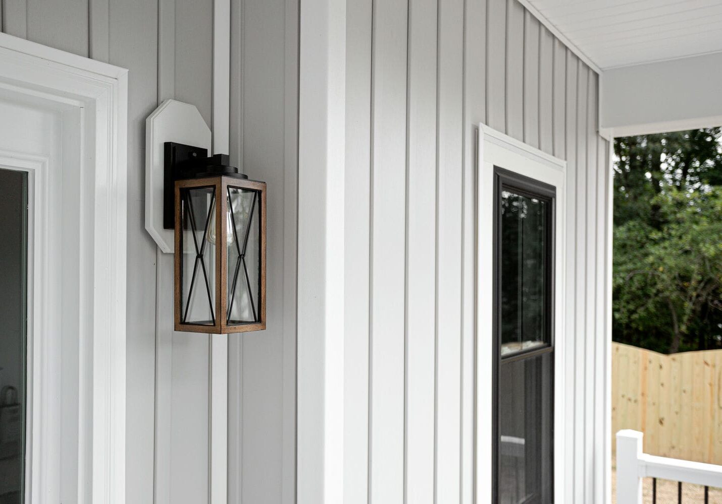 exterior siding and trim detail installed with finishing carpentry